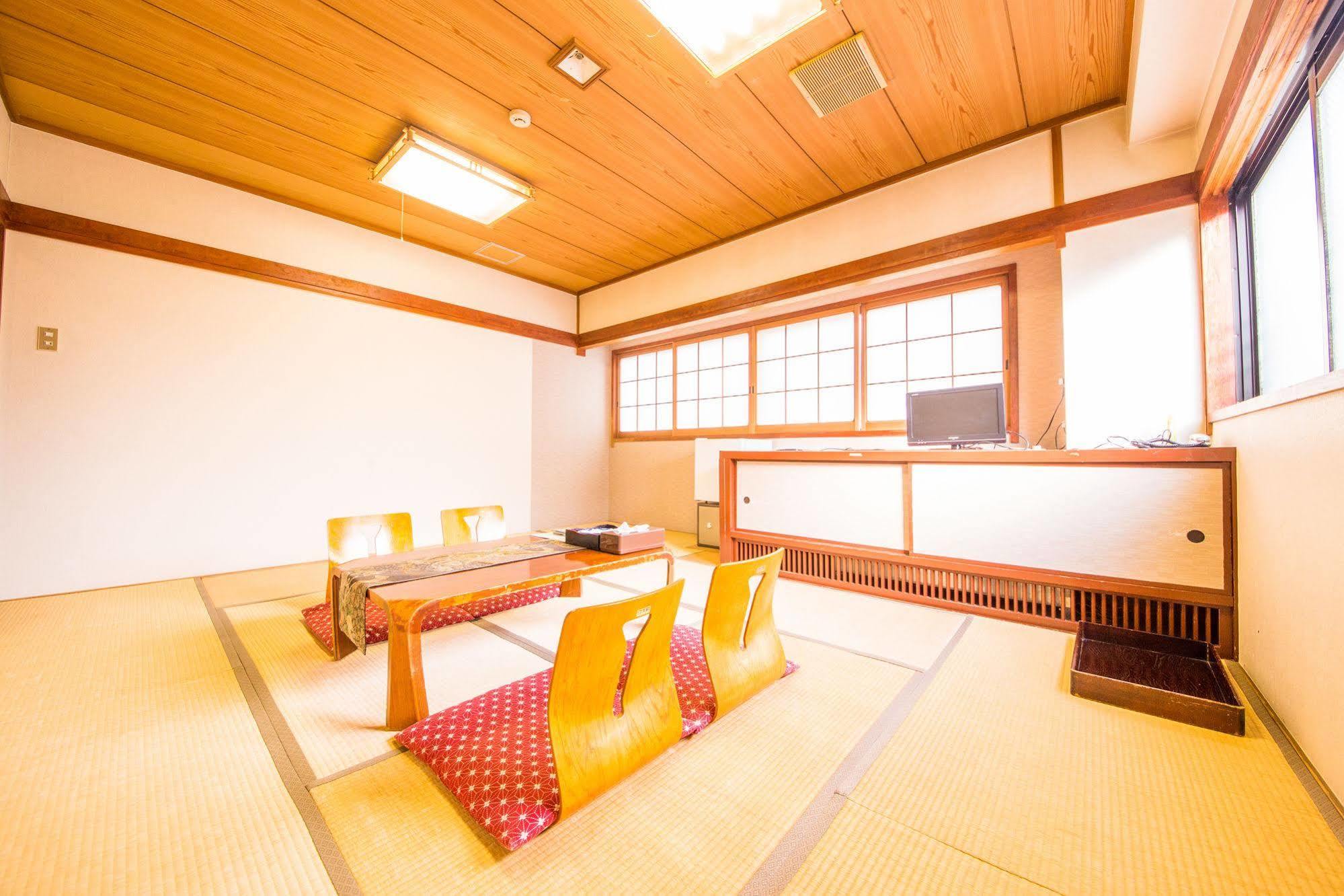 Azumaya Ryokan Kyoto Exterior photo
